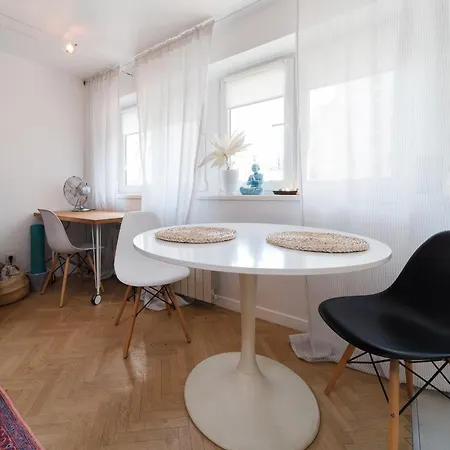 Wiejska 20 By Homeprime Lejlighed *