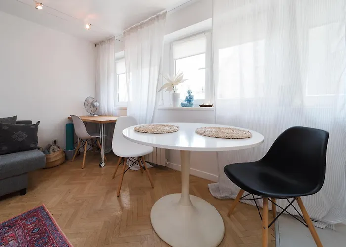 Wiejska 20 By Homeprime Apartment *