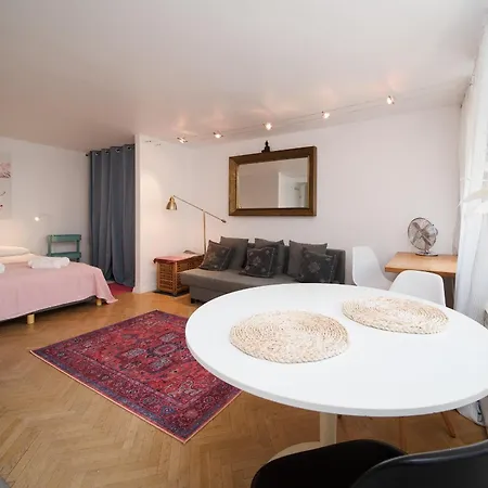 Wiejska 20 By Homeprime Варшава